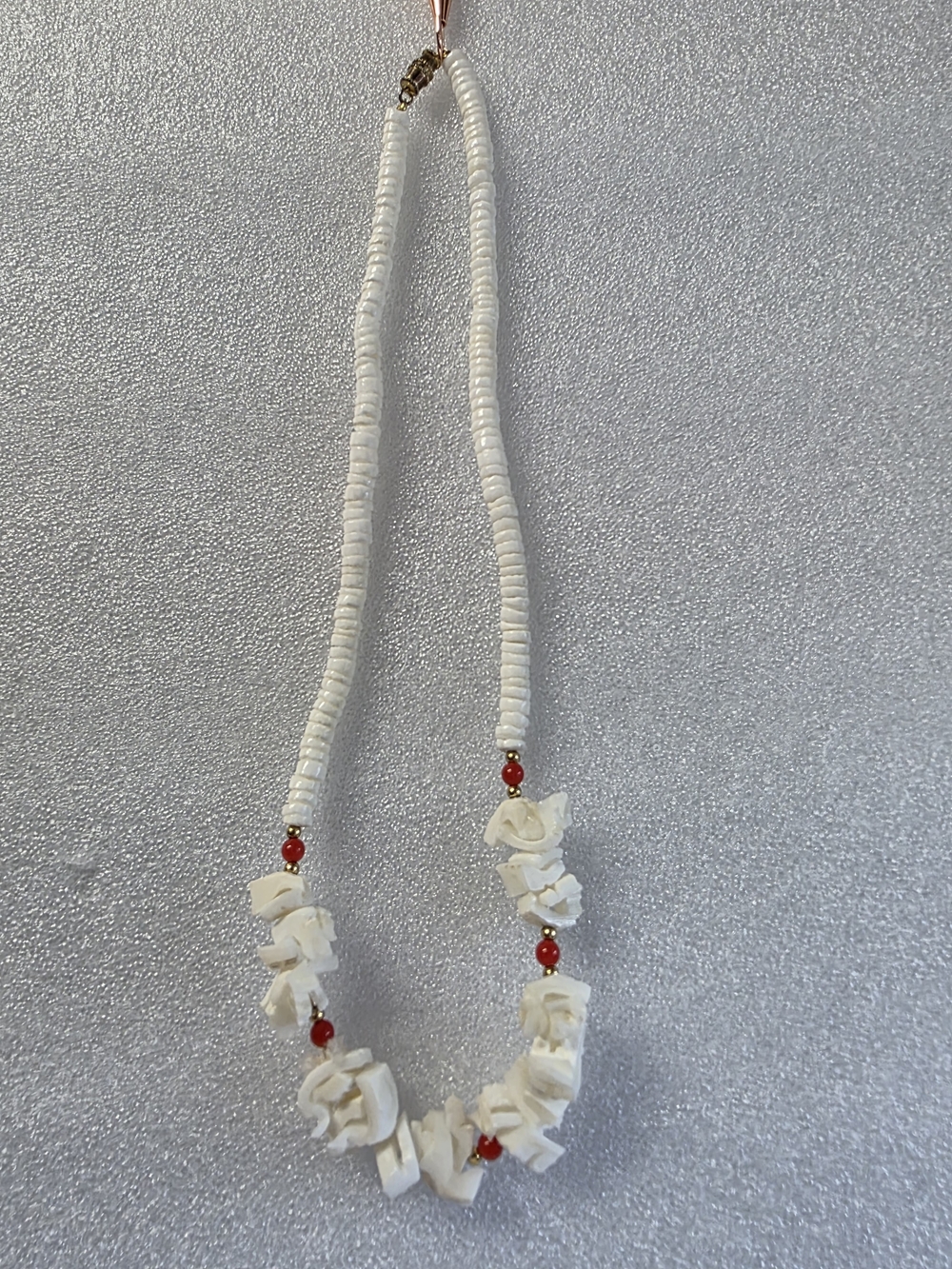 Vintage Hawaiian White Puka Shell Necklace with Red Coral Accents